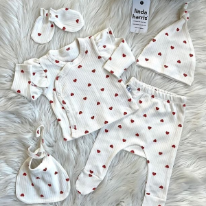 Ensemble de sortie de maternité 5 pièces pour nouveau-né fille – Motif cœur